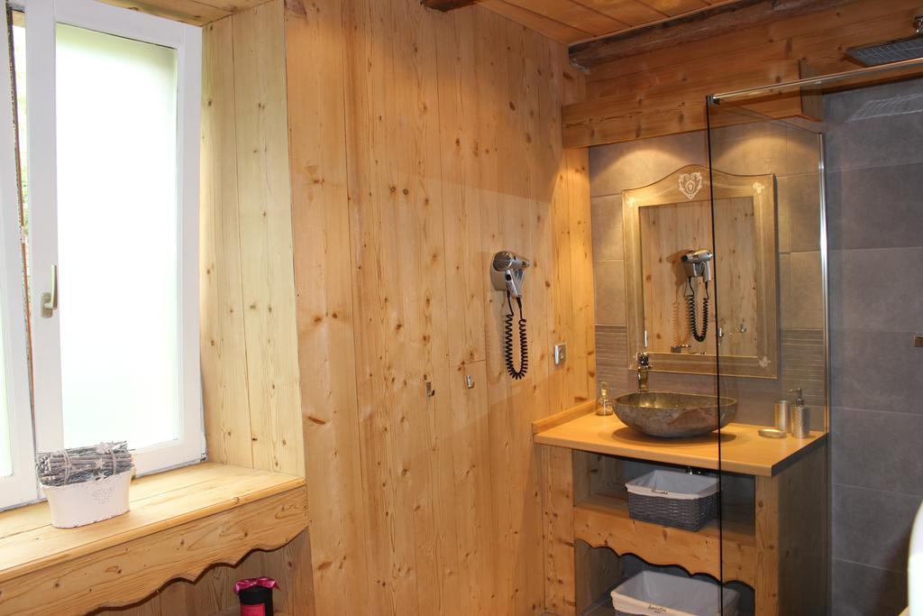 Gite Des 3 Chateaux Ribeauvillé Szoba fotó