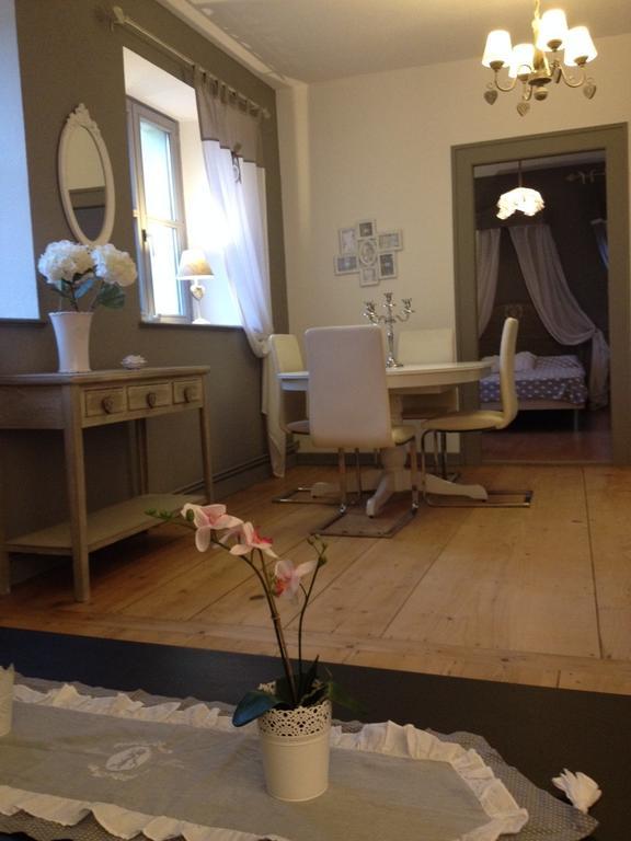 Gite Des 3 Chateaux Ribeauvillé Szoba fotó